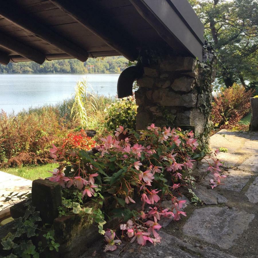 Brusisch 1638 Cottage Osmate Esterno foto